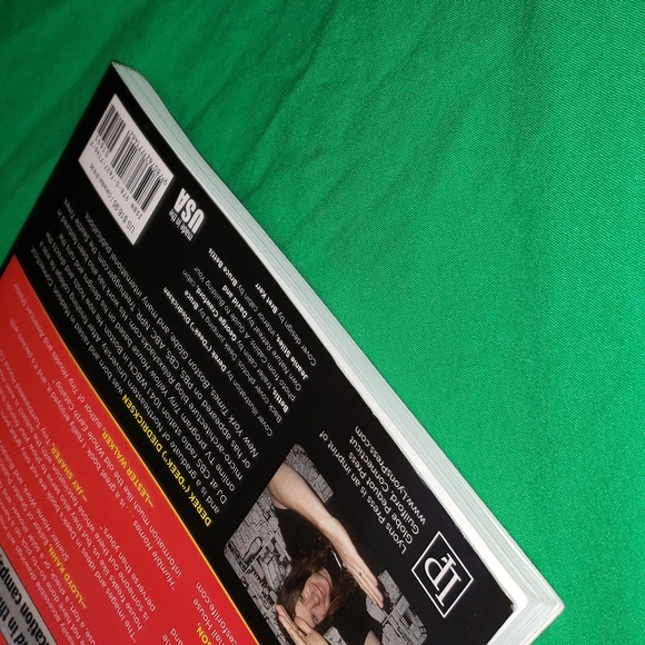 Humble Homes,Simple Shacks, Cozy Cottages, Ramshackle Retreats, Funky Forts Book - Picture 4 of 4